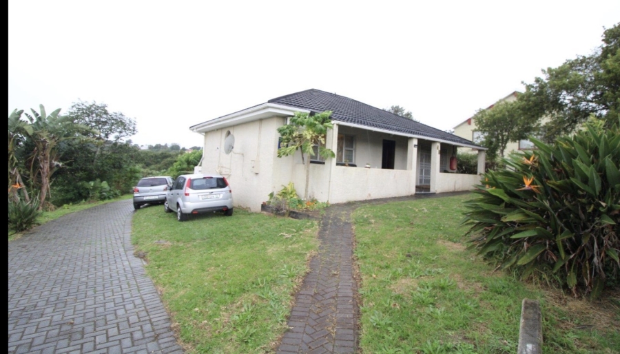 3 Bedroom Property for Sale in Summerpride Eastern Cape